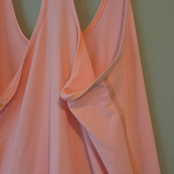Lululemon Racerback Pink Tank Size 10 - Picture 4 of 4